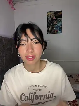 junorise23 online show from 02.17.26