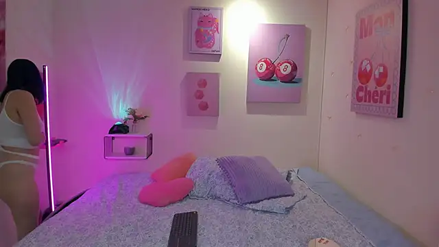 Snapshot of kyoto_Aoki chatting on 02.14.26 kyoto Aoki online show from 02.14.26