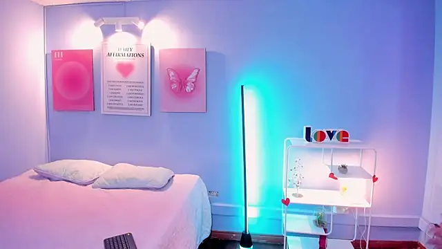 Snapshot of kyoto_Aoki chatting on 02.24.26 kyoto Aoki online show from 02.24.26