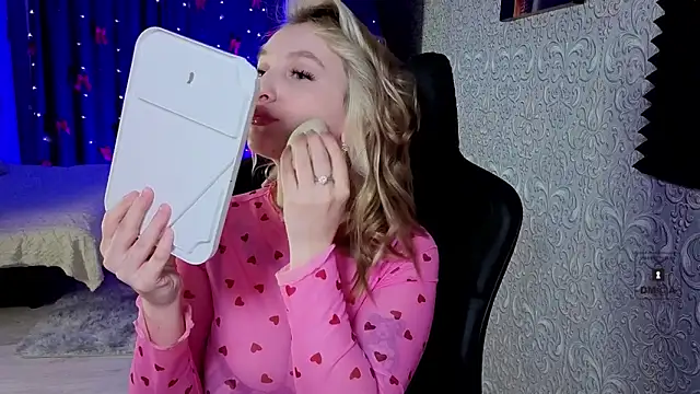 Snapshot of Eva_Vibe_ chatting on 02.15.26 Eva Vibe online show from 02.15.26