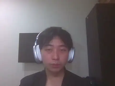 AJIJI1010 online show from 12.22.25