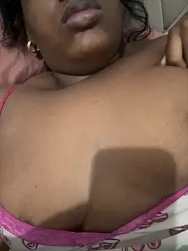 amorasecy online show from 04.27.26