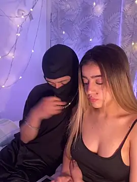 Snapshot of cute_emmma chatting on 01.18.26 cute emmma online show from 01.18.26