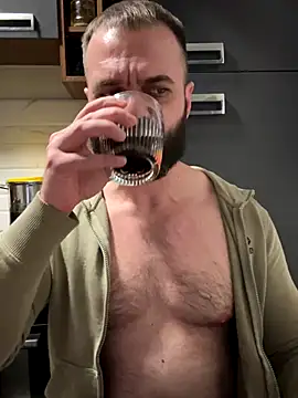 Snapshot of DamonSalvatore2 chatting on 01.06.26 DamonSalvatore2 online show from 01.06.26