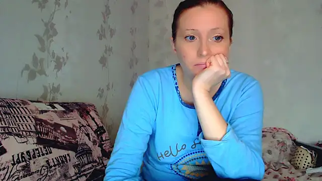 Snapshot of CrystallAngel chatting on 02.02.26 CrystallAngel online show from 02.02.26