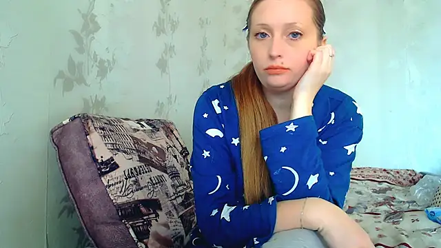 Snapshot of CrystallAngel chatting on 02.04.26 CrystallAngel online show from 02.04.26