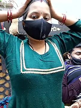 Snapshot of Radhacpl9528 chatting on 01.13.26 Radhacpl9528 online show from 01.13.26