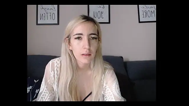 Snapshot of BarbieBlondieGirl chatting on 06.14.26 BarbieBlondieGirl online show from 06.14.26