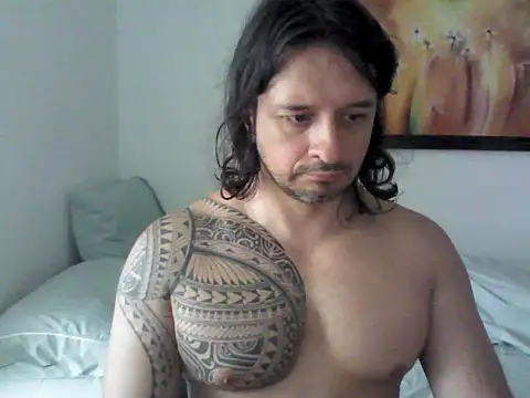 Snapshot of gonzzohunterr chatting on 02.13.26 gonzzohunterr online show from 02.13.26