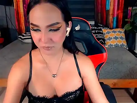 Snapshot of MistressAltheaTS chatting on 07.28.26 MistressAltheaTS online show from 07.28.26
