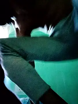 Snapshot of theboyas chatting on 01.12.26 theboyas online show from 01.12.26