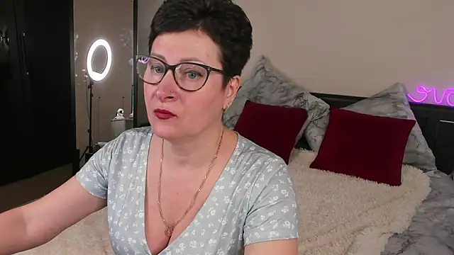 JennyMons online show from 05.08.26