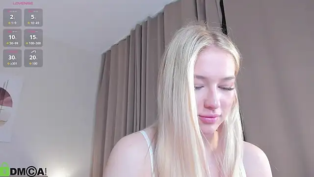 Snapshot of ChloeAlba chatting on 02.13.26 ChloeAlba online show from 02.13.26