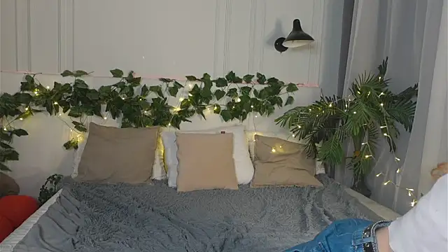 Snapshot of Zoe__Page chatting on 01.17.26 Zoe Page online show from 01.17.26