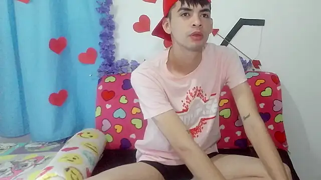 Snapshot of nico22love chatting on 02.16.26 nico22love online show from 02.16.26