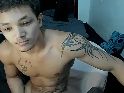 Snapshot of Dres4U chatting on 02.10.26 Dres4U online show from 02.10.26