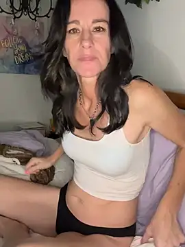 Edens Promise online show from 02.03.26