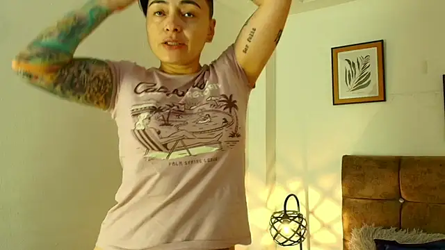 kat paradise online show from 04.17.26