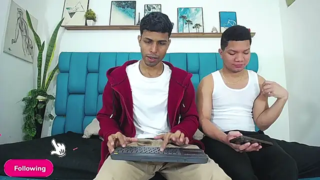 Interracial Snow Bunny online show from 05.17.26