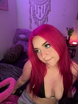 Tiffytooopretty online show from 02.12.26