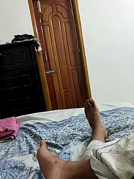 Snapshot of Fuckboyhassan chatting on 07.26.26 Fuckboyhassan online show from 07.26.26