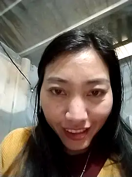 Snapshot of Lovephay8x chatting on 02.18.26 Lovephay8x online show from 02.18.26