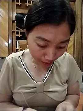 Snapshot of Lovephay8x chatting on 04.14.26 Lovephay8x online show from 04.14.26