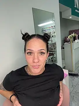 Snapshot of donatella07 chatting on 02.24.26 donatella07 online show from 02.24.26