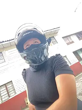 Scarlet auraa online show from 03.12.26