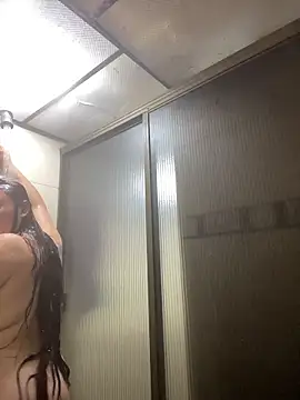 Scarlet auraa online show from 03.22.26