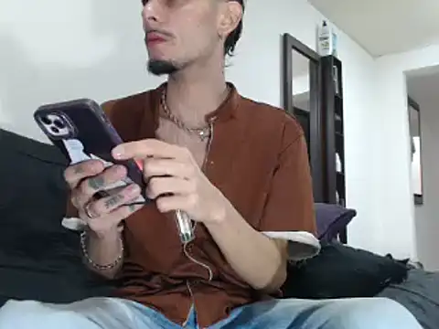 levconnor online show from 02.26.26