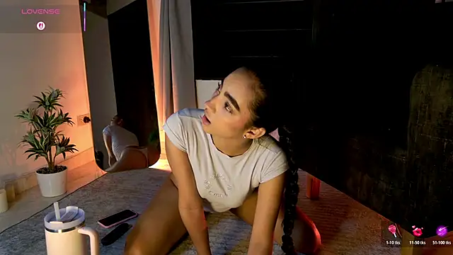 adelineevs online show from 04.29.26