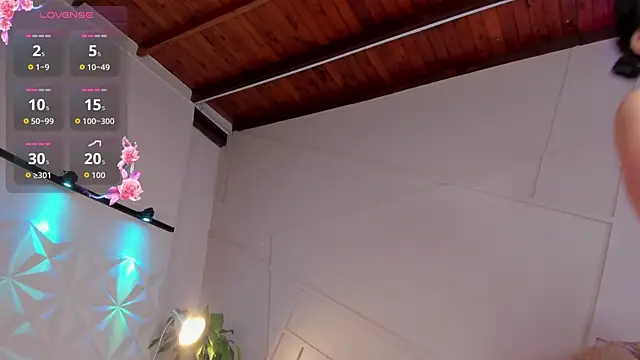 GabiSaenz  online show from 04.16.26