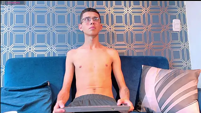 asher lux online show from 03.05.26