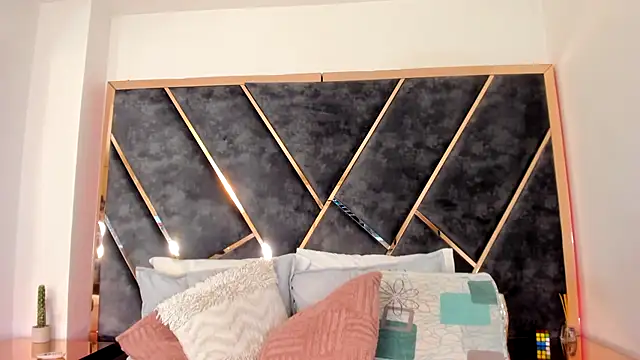 Snapshot of Chloe_Connor chatting on 02.20.26 Chloe Connor online show from 02.20.26