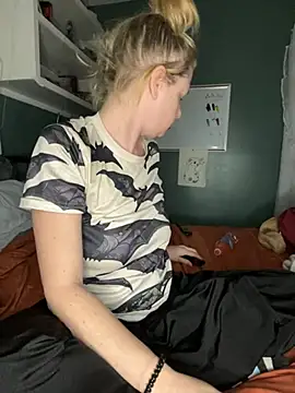 Autumn paige online show from 02.12.26