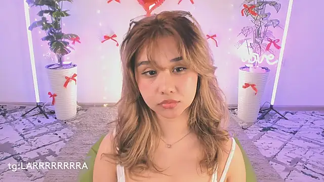 larabae online show from 02.14.26