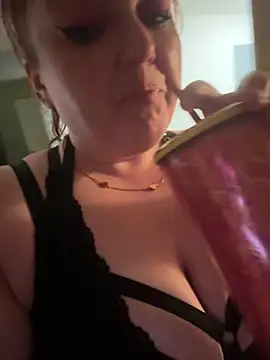 KittyCreamKisses online show from 03.09.26