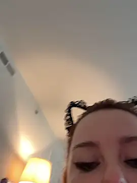 KittyCreamKisses online show from 05.18.26