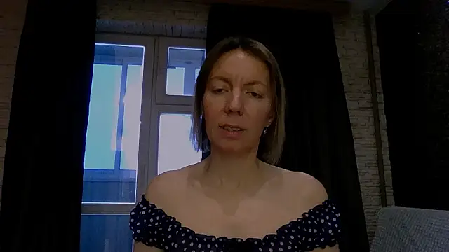Amanda Luxe online show from 02.11.26