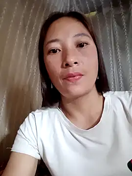 Snapshot of muamua99 chatting on 04.19.26 muamua99 online show from 04.19.26