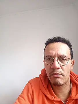 Henrytsuzuki online show from 01.10.26