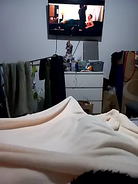 Henrytsuzuki online show from 01.11.26