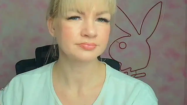 Snapshot of Madonna_Fire chatting on 03.06.26 Madonna Fire online show from 03.06.26