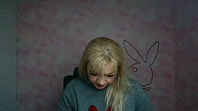 Snapshot of Madonna_Fire chatting on 03.18.26 Madonna Fire online show from 03.18.26