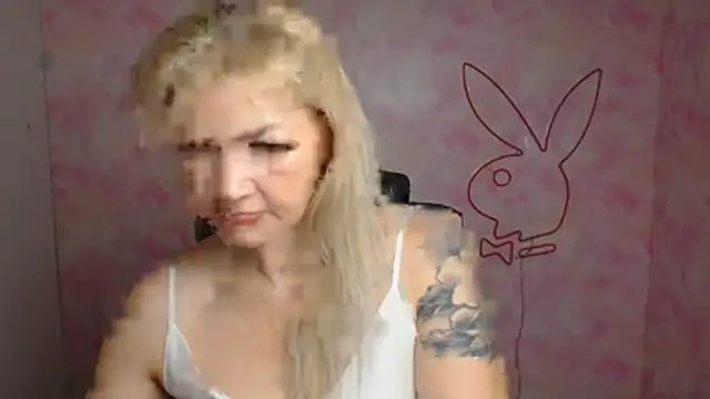 Snapshot of Madonna_Fire chatting on 03.28.26 Madonna Fire online show from 03.28.26