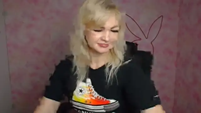 Snapshot of Madonna_Fire chatting on 03.30.26 Madonna Fire online show from 03.30.26
