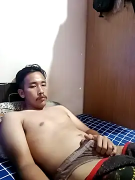 Snapshot of Reynalx chatting on 01.15.26 Reynalx online show from 01.15.26