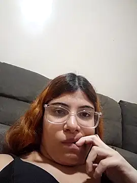ruivinha09k online show from 06.30.26