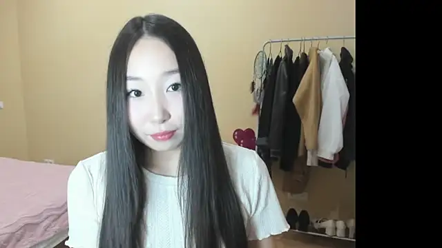 Snapshot of Amane_Yuki chatting on 03.28.26 Amane Yuki online show from 03.28.26